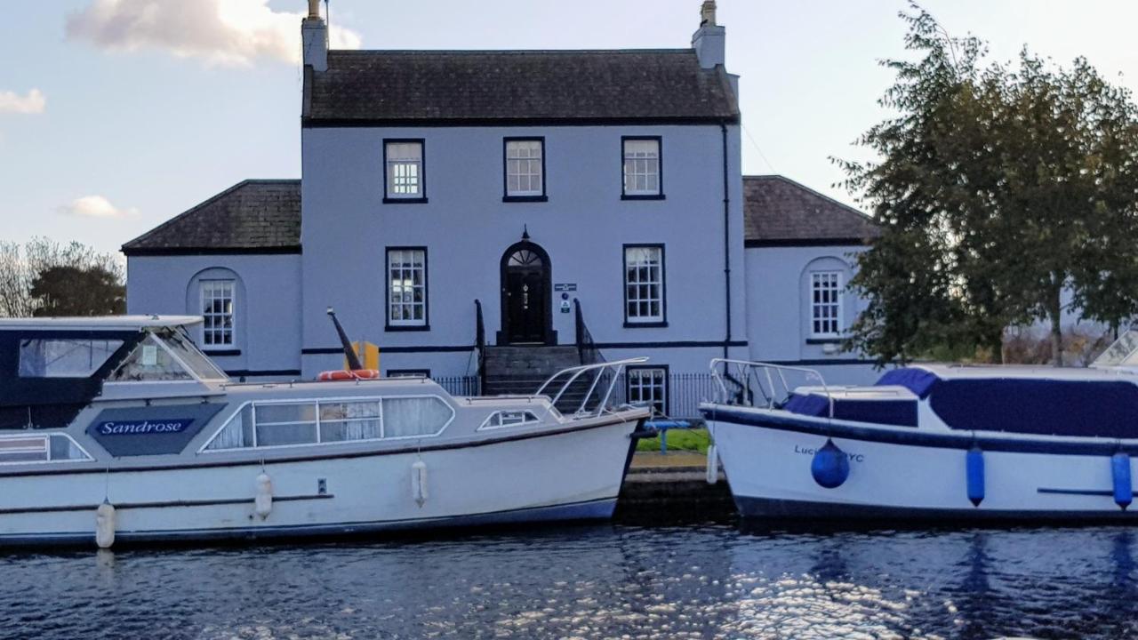 The Harbour Masters House Bed & Breakfast Banagher Exterior photo