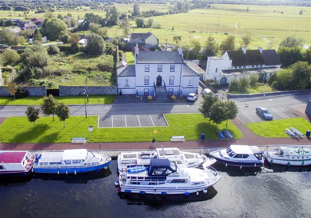 The Harbour Masters House Bed & Breakfast Banagher Exterior photo