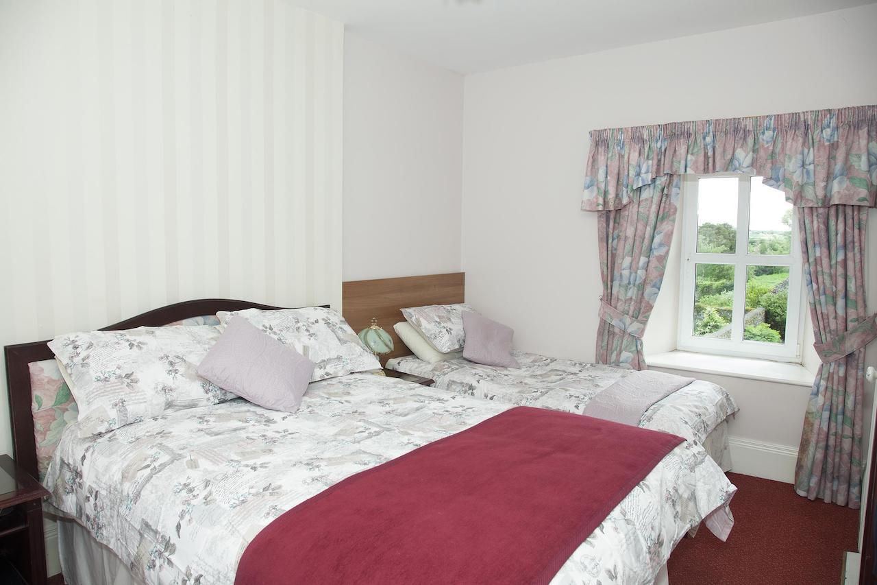 The Harbour Masters House Bed & Breakfast Banagher Room photo