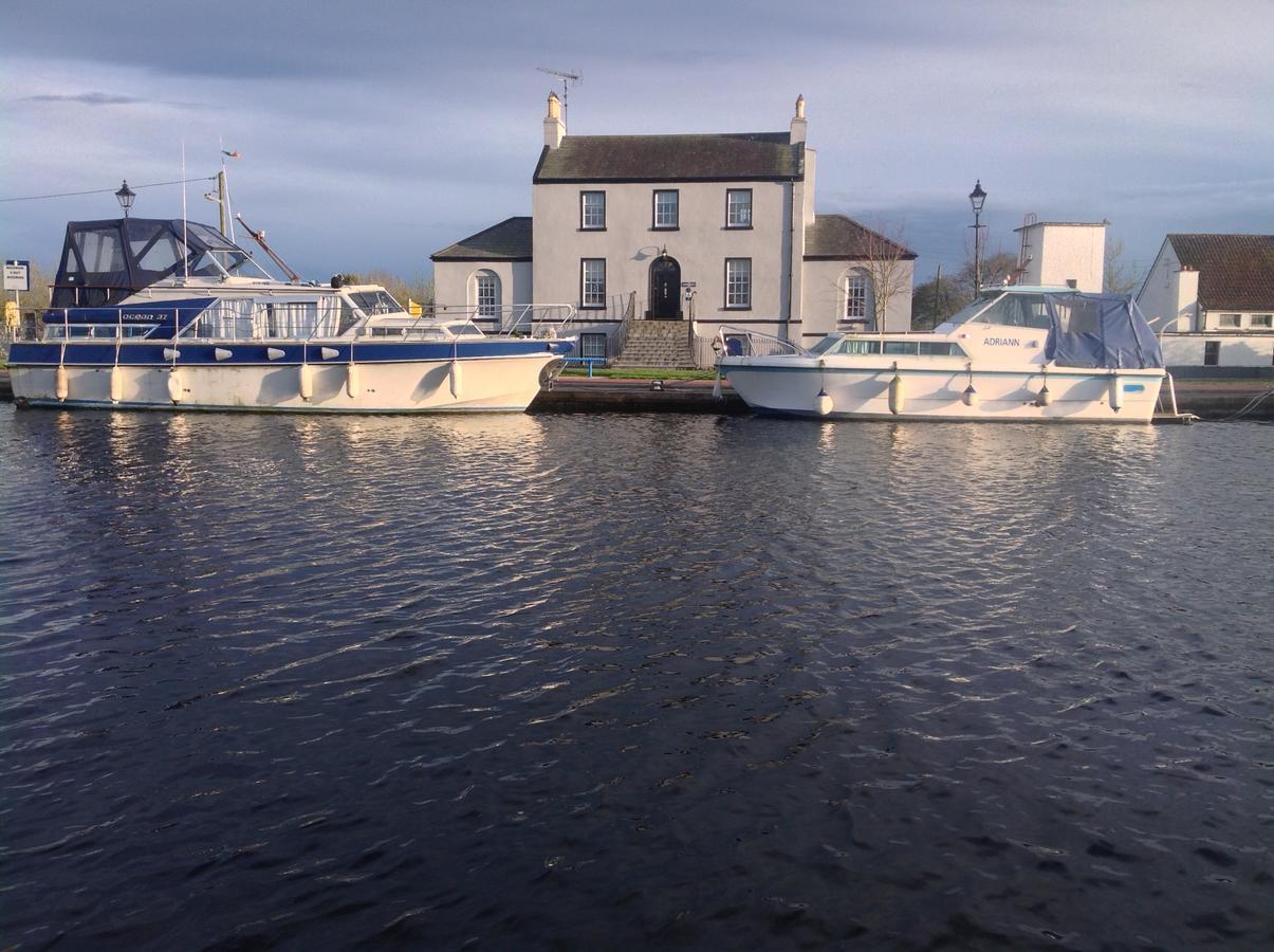 The Harbour Masters House Bed & Breakfast Banagher Exterior photo